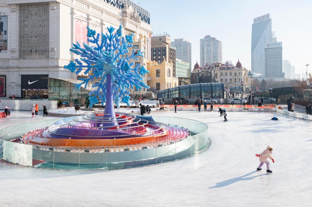 亚冬会｜冰雪运动引领冰雪经济成为新增长点(图4)