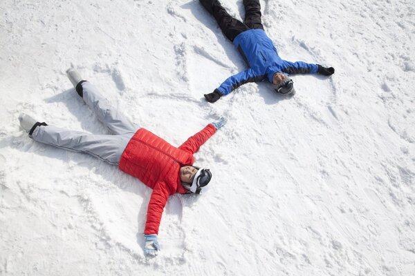 高科技滑雪装备大盘点 打造你的寒冬极客范儿