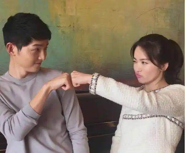 宋慧乔：离婚是我最正确的决定！宋仲基两年抱俩妻子扛不住了！(图11)
