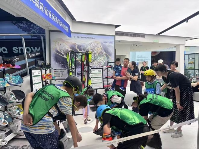 冰雪头条：常年无雪如何做好冰雪生意？福州全方位探索经济发展之路(图6)