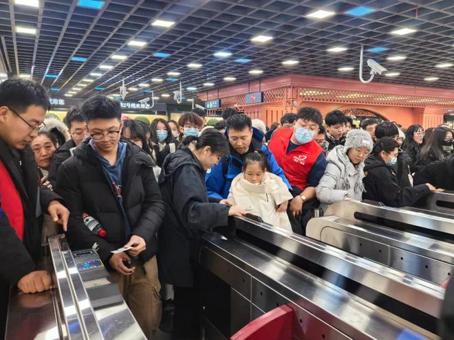 亚冬追光⑧｜亚冬热度：冰天雪地里的一把火