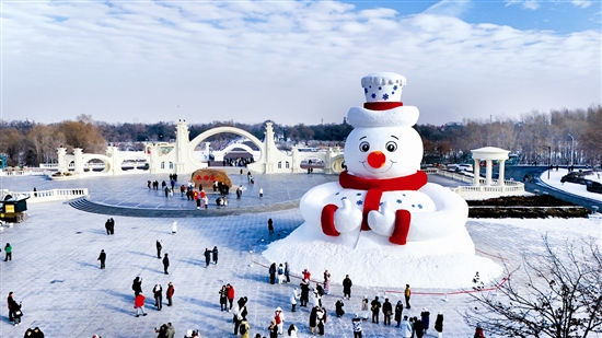 财经观察：“小雪花”释放大潜力 冰雪市场“热力全开”