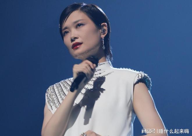 看了热搜上的李宇春才明白内娱的残酷现实伊能静真说对了(图7)