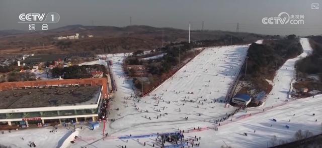 热“雪”燃冬年味足 竞技冰雪“村运会”引客来(图5)