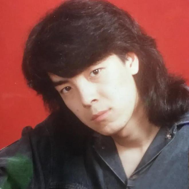 海一天：不靠当领导的父亲46岁才走红娶二婚妻子待继子如亲生(图7)