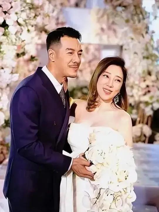 海一天：不靠当领导的父亲46岁才走红娶二婚妻子待继子如亲生(图35)