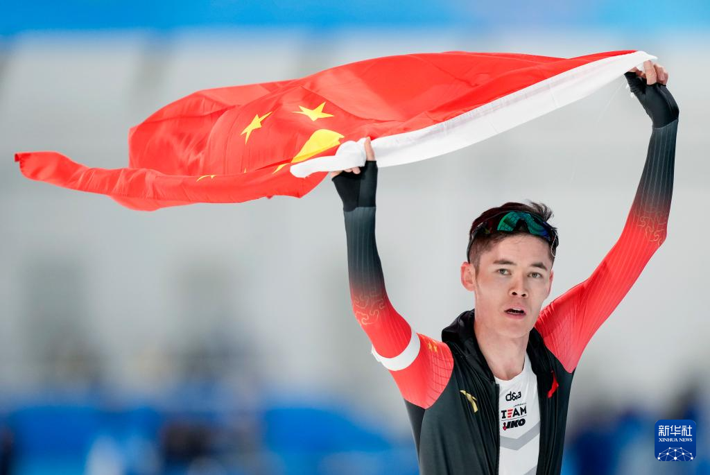 亚冬会丨速度滑冰——中国选手包揽男子5000米比赛冠亚季军(图30)