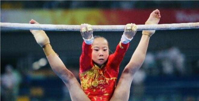 冠军邓琳琳：身高137cm无人追退役后二次发育现被丈夫宠成宝(图3)