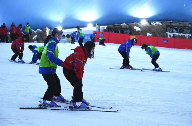 2025年中国滑雪产业全景分析及未来展望