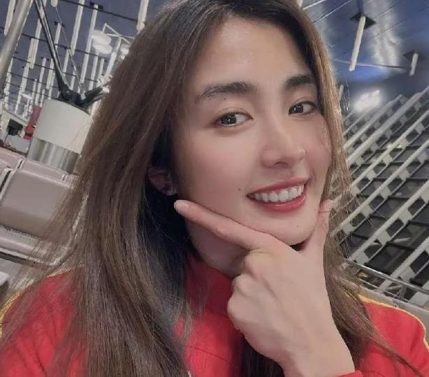 中国体坛8大美女运动员：个个纯天然“秒杀”娱乐圈“人造脸”
