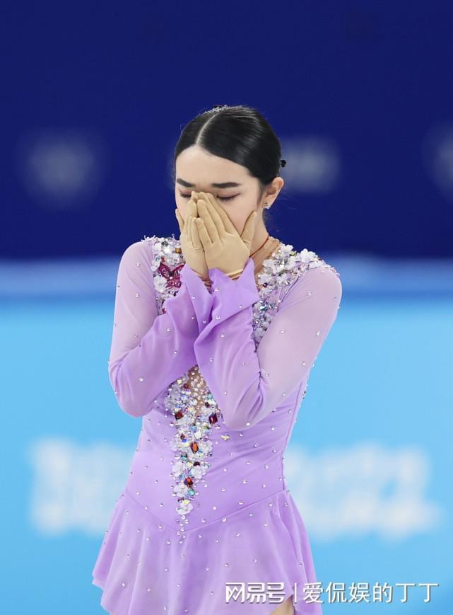 美国花样滑冰8位女运动员你认为哪位最漂亮(图7)