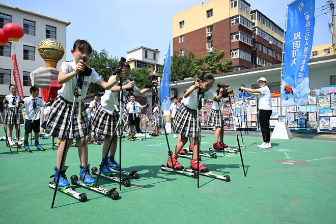 辽宁唱响校园冰雪“四季歌”(图1)