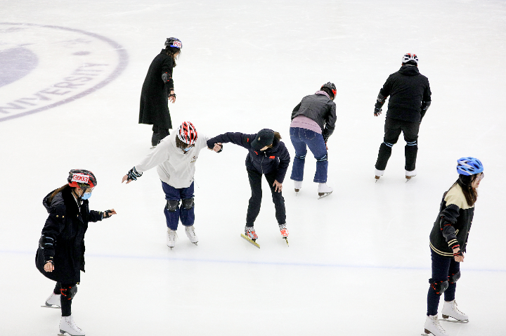 吉林市第一实验小学开启春季冰雪课堂青少年运动新篇章(图1)