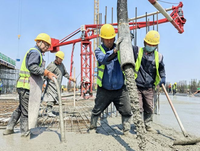 冰雪头条：“十五冬”冰上运动重点工程项目进入新阶段