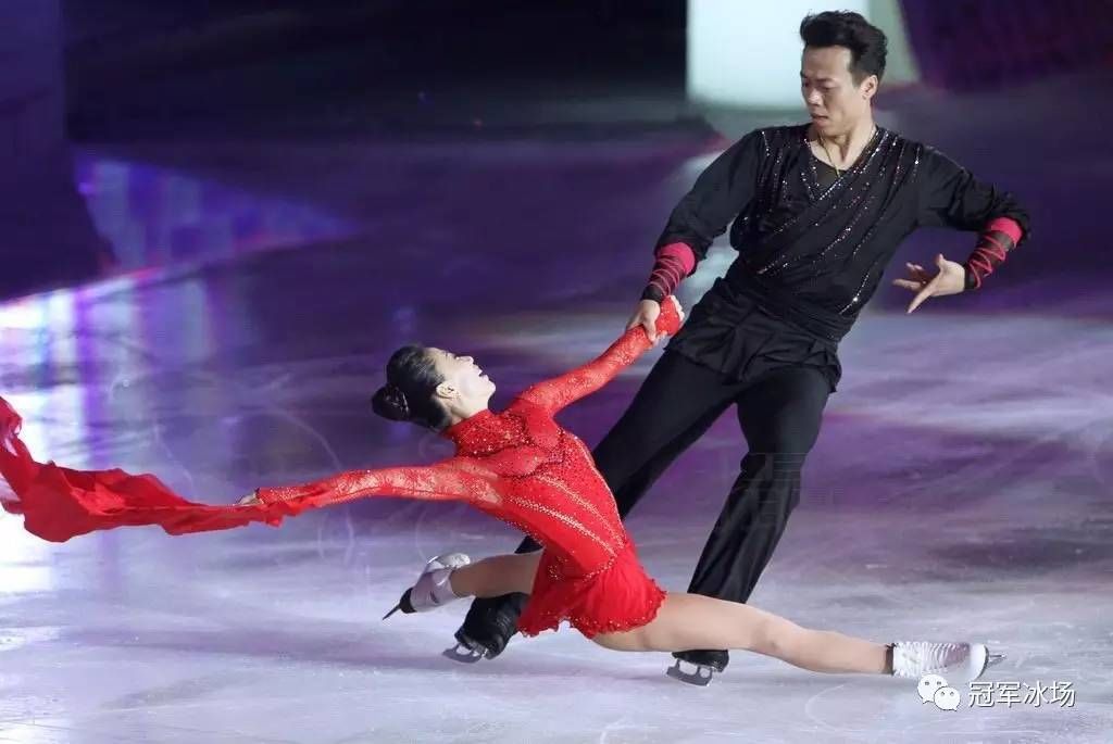 我给两会捎句话｜花样滑冰运动员金博洋：希望在冰雪项目中绽放更多东方美(图1)
